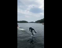 Man tries wakeboard stunt but fails and falls face first into water