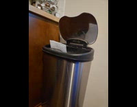 Automatic trash can cant close because of tissue