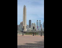 Man and woman squat workout video obelisk