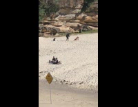 Woman bikini twerk butt beach strangers near Part 2