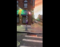 Collab WINY - Man sees pedestrian traffic light glitching 
