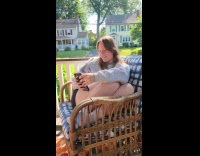 Woman louder fart than fart on phone