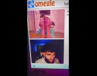 Guy does jumpscare on girl who called him ugly 