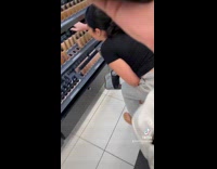 Collab Clips MPUGC - Man lets gf does shopping spree