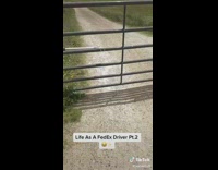 Fedex driver rants about long driveways