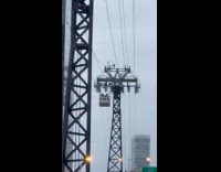 Man climbs the Roosevelt Island tram tower Part 3