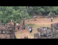 Six women posing for panoramic photo