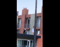 Girl white dress on roof filmer commentary