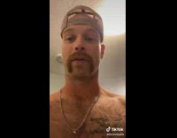 Collab BSMedia - Guy shaves beard but leaves mustache and films girlfriends reaction