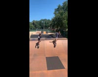 Collab KaleSaladIG - Two girls fall on skateboard drop bowl