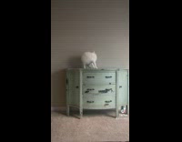 ClipsIG - White Cat Jumps after Loud Audio is Played