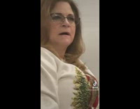 Confused mom doesnt know answer to card game 