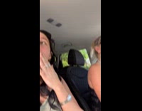 Friends stops to buy lemonade from lemonade stand