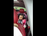 Baby car seat back dance music 