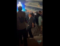 Compilation of fan video at Eminem concert