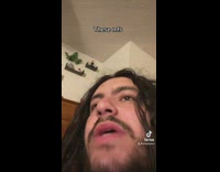 When girls use makeup to put on freckles 