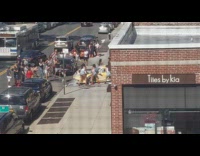 Group girls twerk dance car wash street