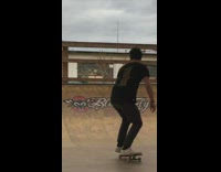 Guy falls at skatepark fail 