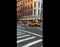 Collab IITW - Car Honks at Lady Dance on Street Intersection