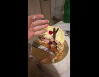 Collab Clips MPUGC - Man slapping cake couldnt pull raspberry out 