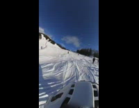 Collab JerrySlams - POV Snowboard moose runs through crowd