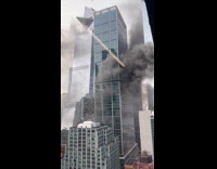 Collab winy - Smoke from major fire seen at building