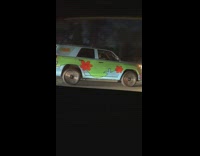 Blue green car mystery machine scooby doo 