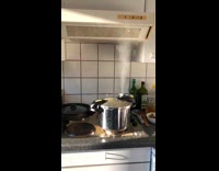 Man cooks pea soup pressure cooker spilled