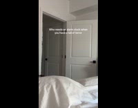 Cat bugging hoomans for more food 