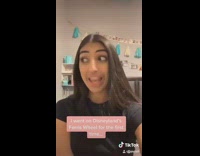 Girl rides Disneyland ferris wheel scared