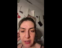 Collab BitchIG2 - Girl enjoys Gordon Ramsay videos cooking