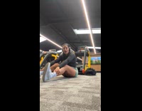Collab ClipsIG - Woman run on treadmill and fell down