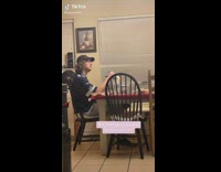 Girl tells brother and dad about her gum savings 