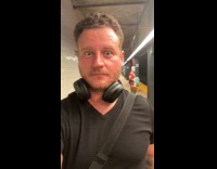 Man walk in subway saw white face guy