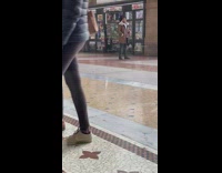 Collab IITW - Guy poses for photo