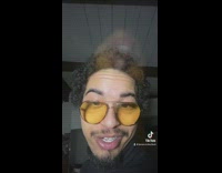 Guy talking about protein in dog food 