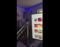 Guy unbraid his hair looks like Johnny Bravo