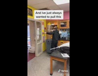 Collab BSMedia - Guy turns on emergency shower science lab