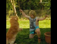 Guy sings about tiger king grey shirt