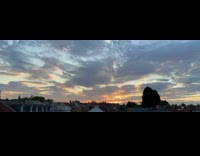 Collab DailyDoseOfInternet - Time Lapse video of sunrise on the neighborhood