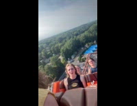 Collab ClipsIG - Woman on roller coaster asked English or Spanish