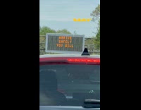 Expressway electronic signage with Star Wars phrases