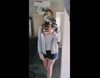 Pigeon flies and lands on phone girl 