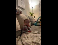5 month old baby says hi to mom