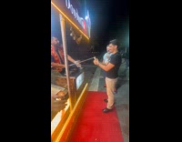 Man Turkish ice cream gimmick fell down