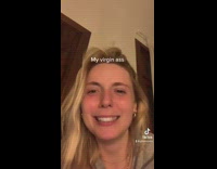 Woman reenacts her innocent reaction to her friends sex story