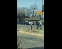 Two girls parking lot samir grocery store twerk
