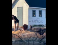 Collab IITW - Woman bikini lie down pose on rock