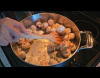 Mushrooms cooked in pan make squeaky noise