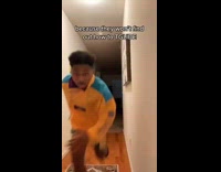 Collab BitchIG2 - Guy tglides in the hallway 